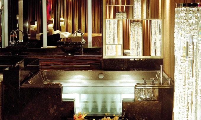 Altstadt-Nord Hotel | Savoy Hotel