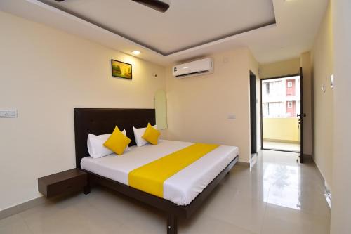 Candolim Hotel | Sawraaz Hotel at Calangute North G0A