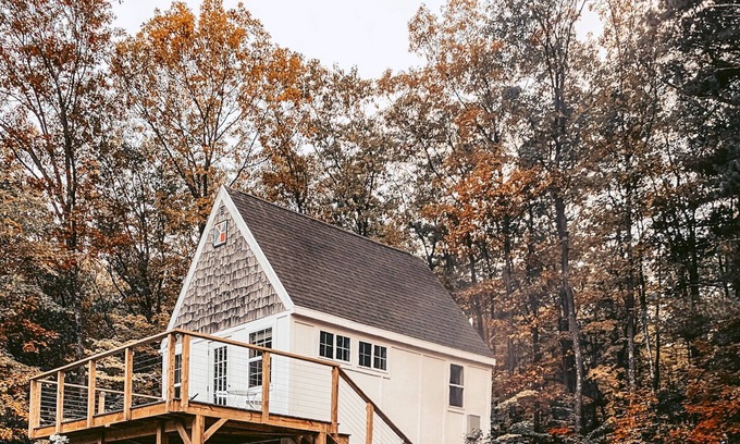 Bayfield Cabin | Scandinavian cottage on a Vineyard - 2 miles from Bayfield