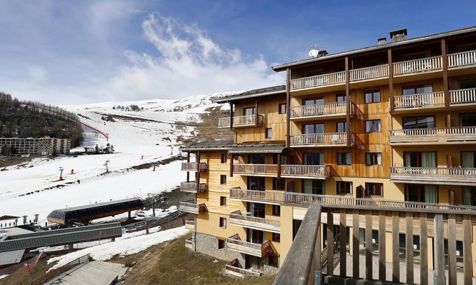 Orcieres-Merlette Apartment | Scenic Apartment in Orcières