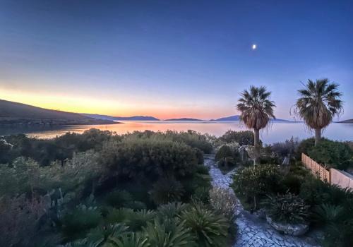 Karystos Apartment | Scenic Coastal Getaway