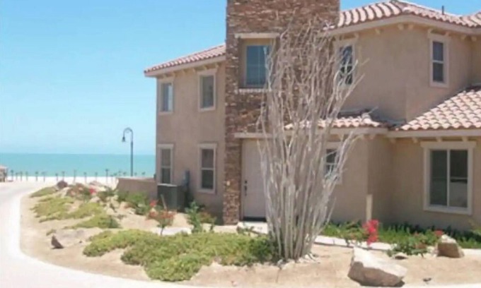 Verdugo House | Scenic condo by Sea of Cortez- w/WiFi & Netflix