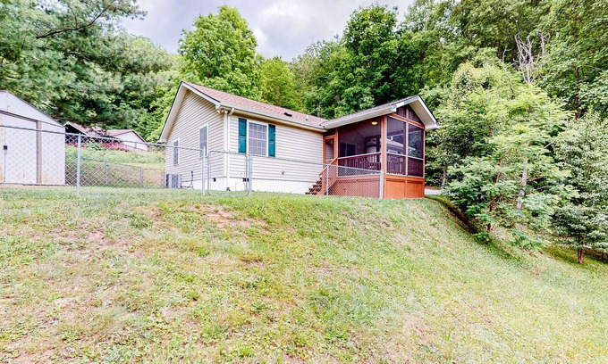 Mountain Springs House | Scenic dog-friendly escape with enclosed yard, fireplace, board games, W/D, & AC
