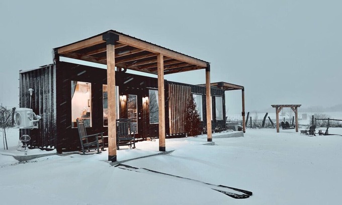 Pine Grove Apartment | ‘Scenic Escapes’ Romantic Pine Grove Getaway!