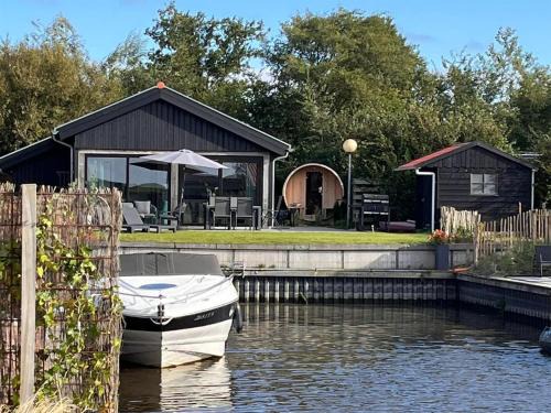 Anjum House | Scenic Stay with Sauna