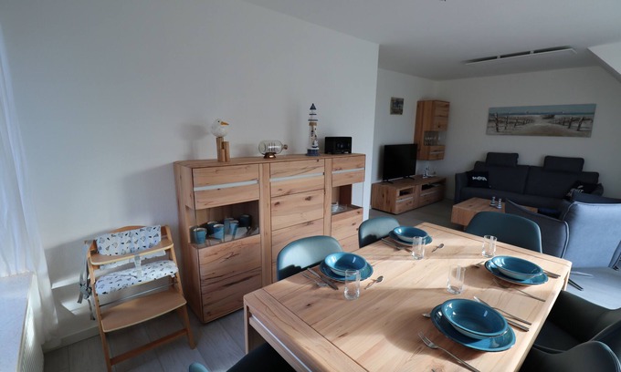 Greetsiel Apartment | Schöne Moderne Ferienwohnung Windjammer für 6 Pers. + Hund