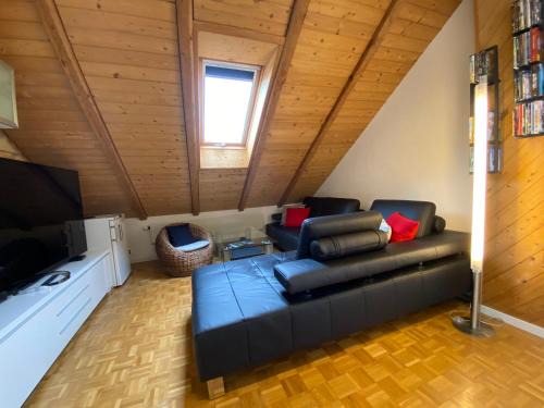 Burgdorf Bed & Breakfast | Schlafen unterm Dach in Burgdorf CH