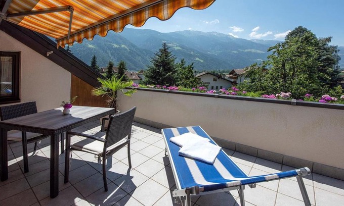 Rabla Apartment | Schnitzer Ferienwohnung Anemone
