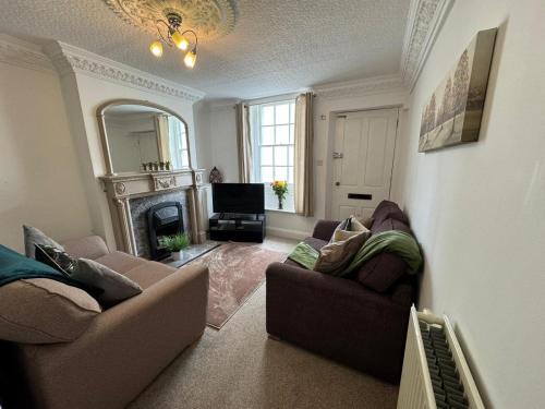 Whitehaven House | Scotch Terrace - 3 Bedrooms - Sleeps 6