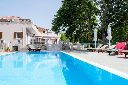 Kateleios House | Sea and Creek