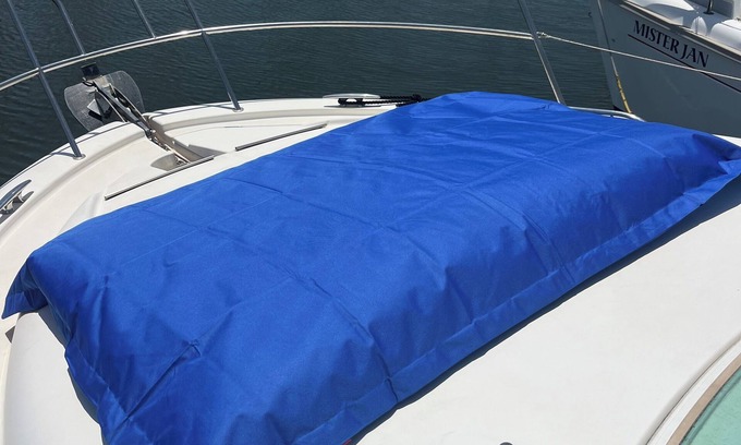 Belem Boat Rental | Sea Bloom II - Night in a fancy speedboat