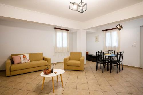 Trapeza Apartment | Sea & Mountain Horizon by Myrto