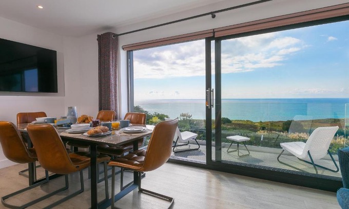 Praa Sands House | Sea Sands