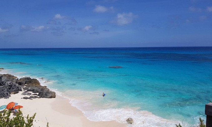 Warwick Cottage | Sea Song 3 Bdrm Beachfront house on Marley Beach with great beach and sea views.