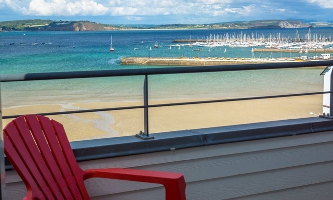Crozon Apartment | Sea view, flat for 4 people, free wifi