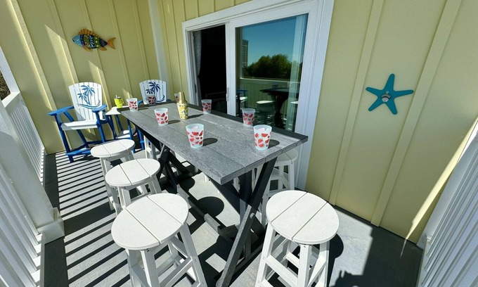 Myrtle Beach House | Sea View Home 6 bed 3bedroom-garage near boardwalk