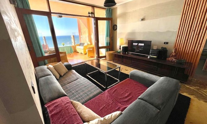 Al-Muntazah Apartment | Sea view hotel apartment in Miami