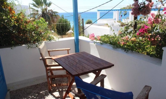 Agia Anna Apartment | Sea View Studios Apartments