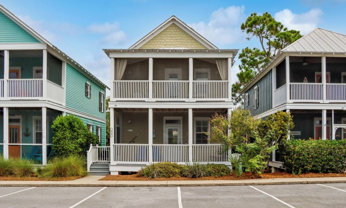 Port St. Joe House | Seabbatical | Pet-Friendly Cottage | Screened Decks + Community Pools 🐾