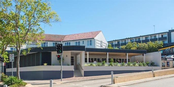Nelson Bay Hotel | Seabreeze Hotel