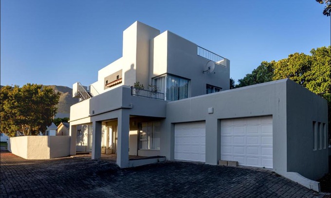 Onrus House | Seaclusion