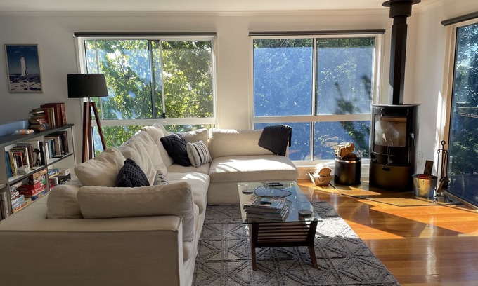 Rhyll House | Seadale: a lovely modern 3 level home with amazing views from the Alfresco.