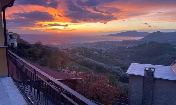 Cogorno House | Seadise Holiday Home in Ligurian Coast with big terrace