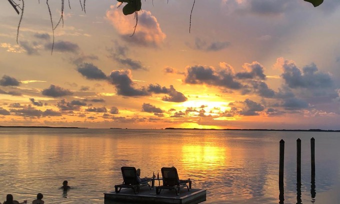 Rock Harbor Resort | Seafarer Key Largo Resort and Beach