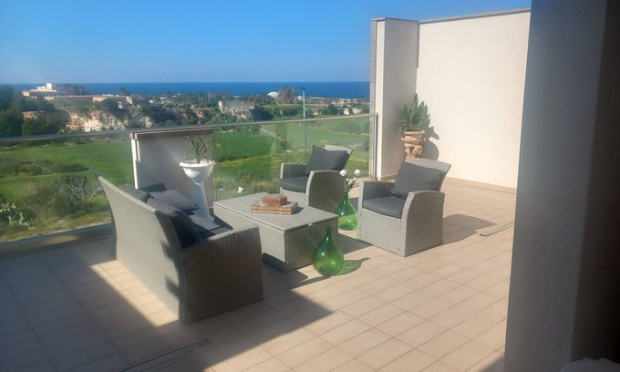 Monopoli Apartment | Seafront Apartment with Breathtaking Views in Monopoli