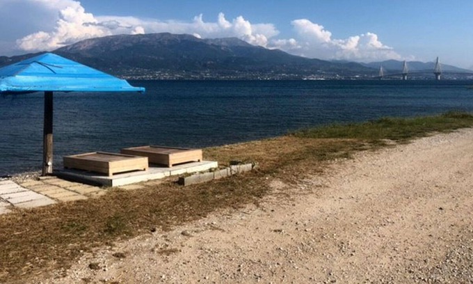 Gefira Mpania Apartment | Seafront Apt Kato Platanitis