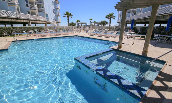 Galveston Condo | Seascape 2111 2 Bedroom Condo by RedAwning