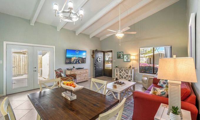 Miramar Beach Villa | Seascape Tennis Villa 82-A *Remote and quiet villa minutes from the beach*