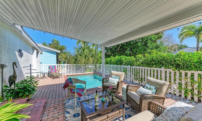 Bradenton Beach House | Seashell Oasis: 2.5 Blocks to Gulf! Dog Friendly, Pool by Anna Maria Life