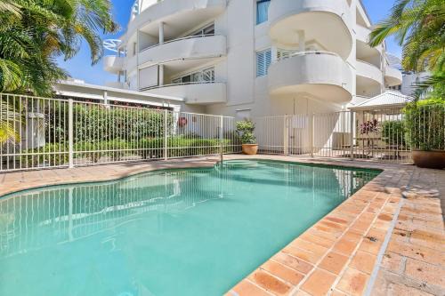 Nelson Bay Apartment | Seashells Sweet Retreat 450m walk to CBD