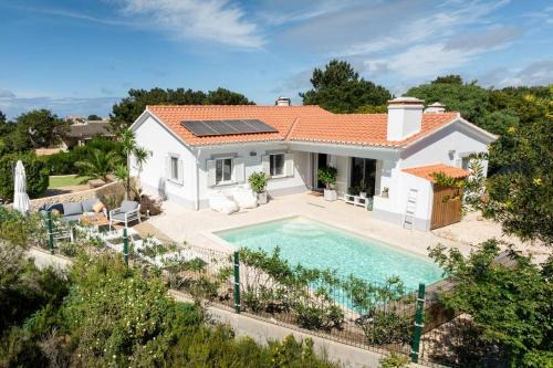 Aljezur Ski Chalet | Seashore Escape