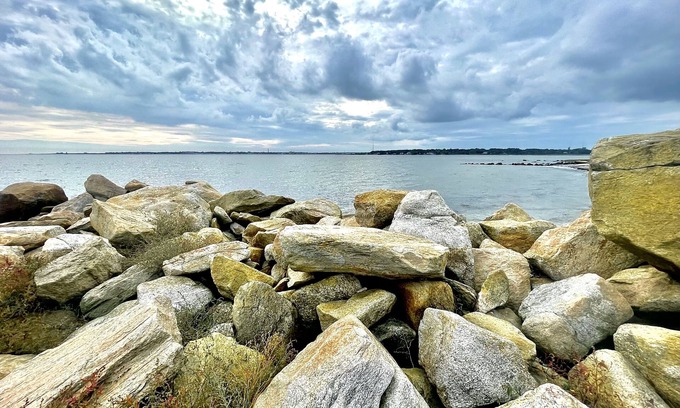 Fairhaven House | Seaside Cottage Steps to Beach/Close to Ferry to Martha's Vineyard & Nantucket