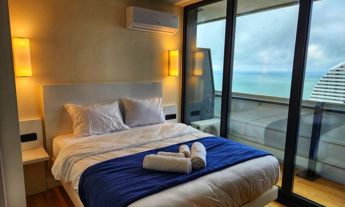 New Boulevard Apartment | seaside flat