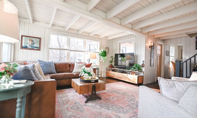 Scarborough House | Seaside HOT TUB Oasis - Only STEPS from the Beach!