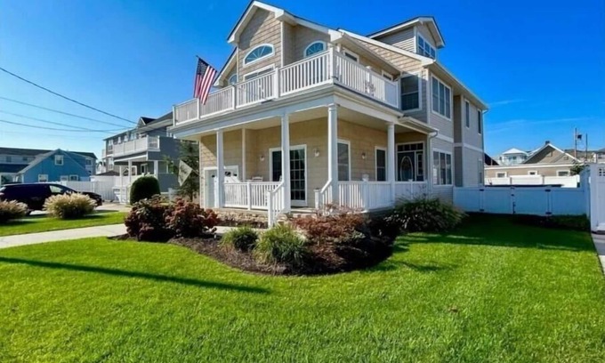 Cape May - Wildwood House | Seaside Sanctuary: 5 Bedroom Weekly Vacation Retreat with Pool, Deck, and Beach