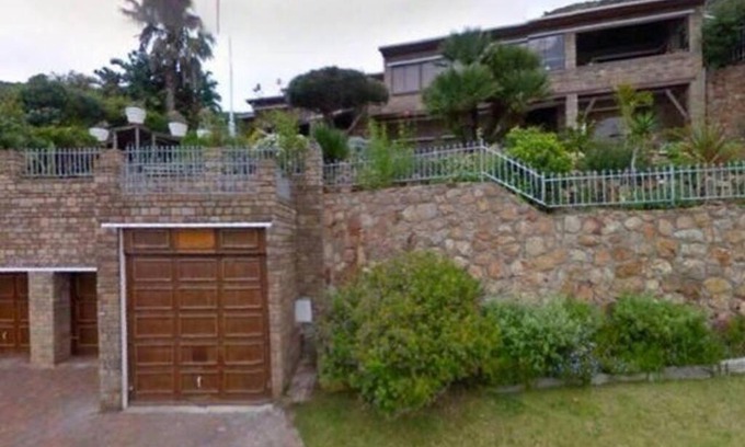 Fish Hoek House | Seaside Villa in Fishhoek