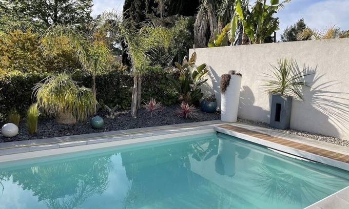 Carqueiranne House | Seaside villa with pool