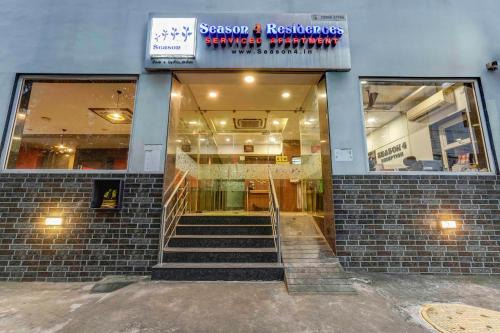 Teynampet Hotel | Season 4 Residences - Nungambakkam Near US consulate, Apollo Hospital, Shankar Nethralaya