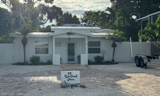 Anglers Park House | Seasonal Key Largo Retreat with Private Pool, Tiki Hut & Beach Access