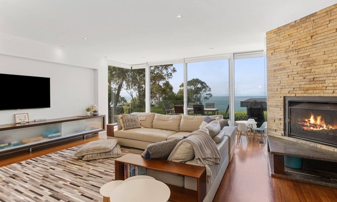 Lorne House | Seasoon - Peaceful Slice Of Paradise