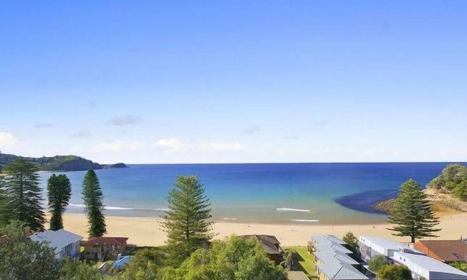 Avoca Beach House | SEASPRAY AT AVOCA - BEACH GETAWAY