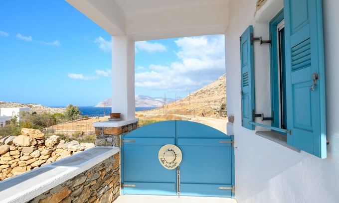 Amorgos Apartment | Seaview cycladic studio