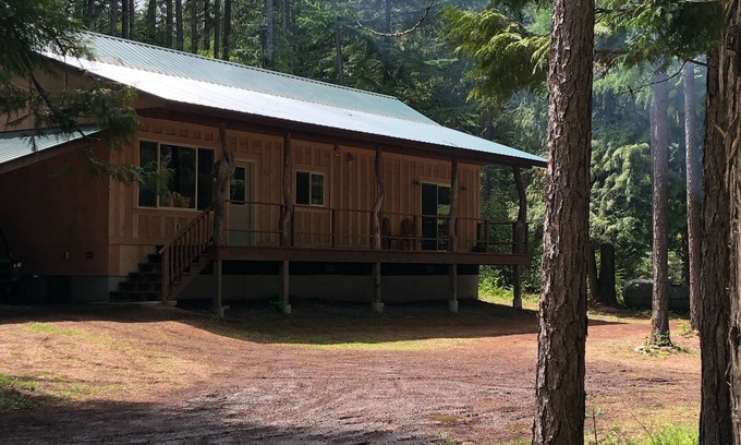 Heron House | Secluded 2bdrm home on low bank river.