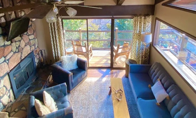 Sevierville Condo | Secluded Corner Unit with Wrap Around Decks for Stunning Views
