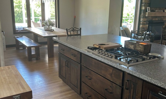 Woodville House | Secluded Country Retreat with Pool & Event Space, Perfect for Weddings/Groups