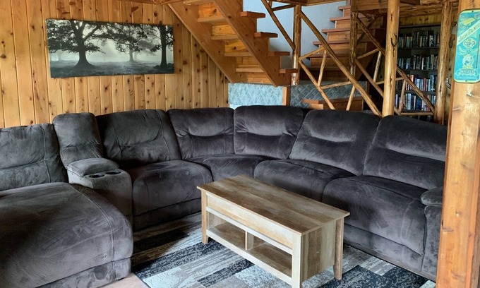 Priest River House | Secluded mountain cabin only minutes from town.